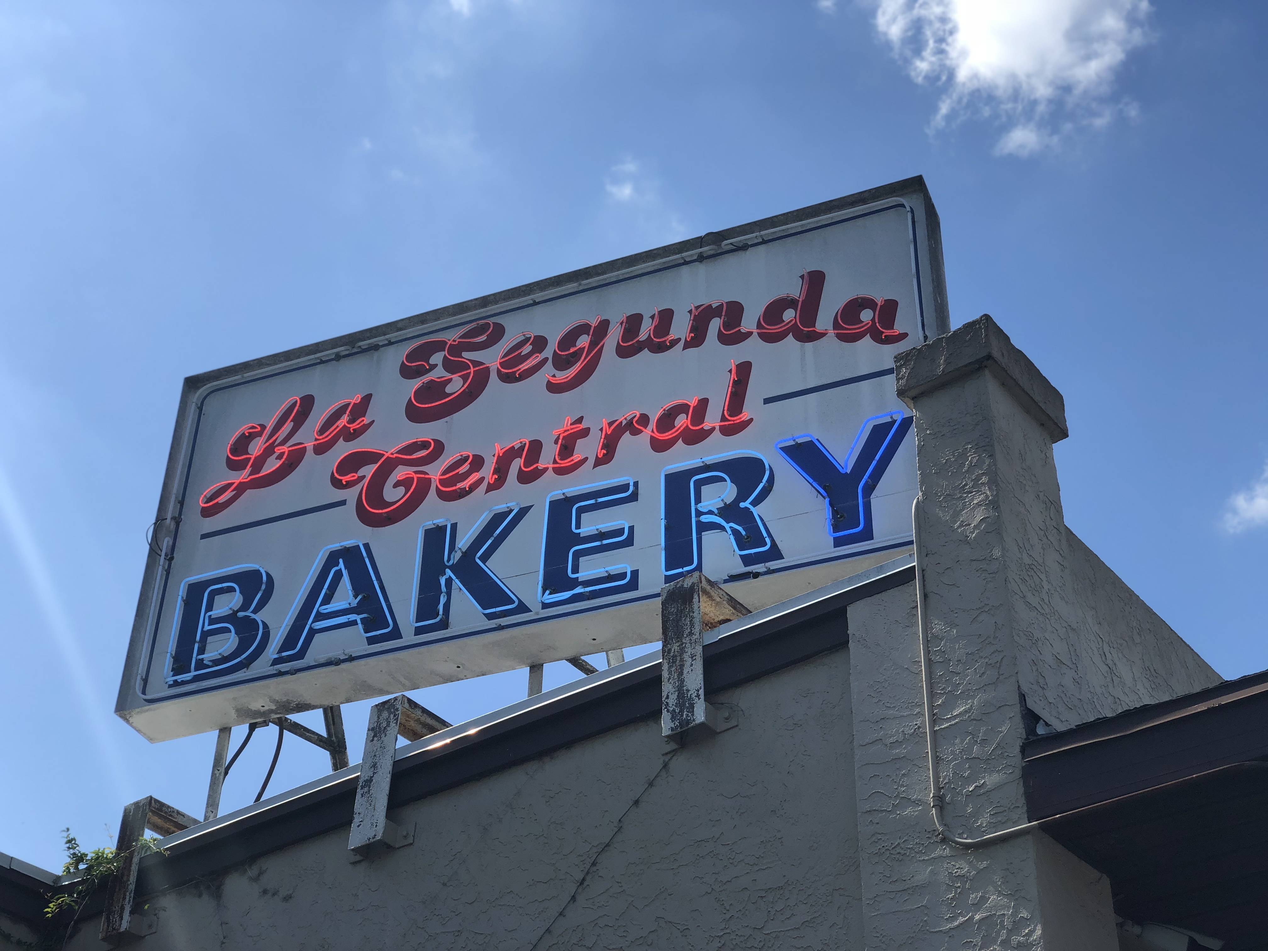 La Segunda Bakery -Looking for some family fun in Florida? Here’s how have a terrific time in Tampa with kids and how you can save some big money on your visit.