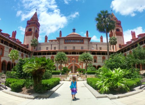 All the best family-friendly attractions, museums, restaurants and historic sites to experience in St. Augustine with kids!